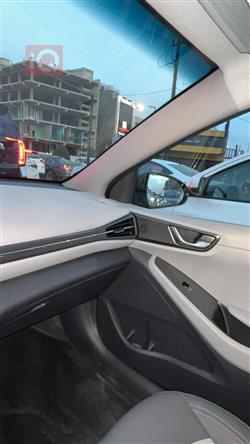 هیوندای ئایۆنیک